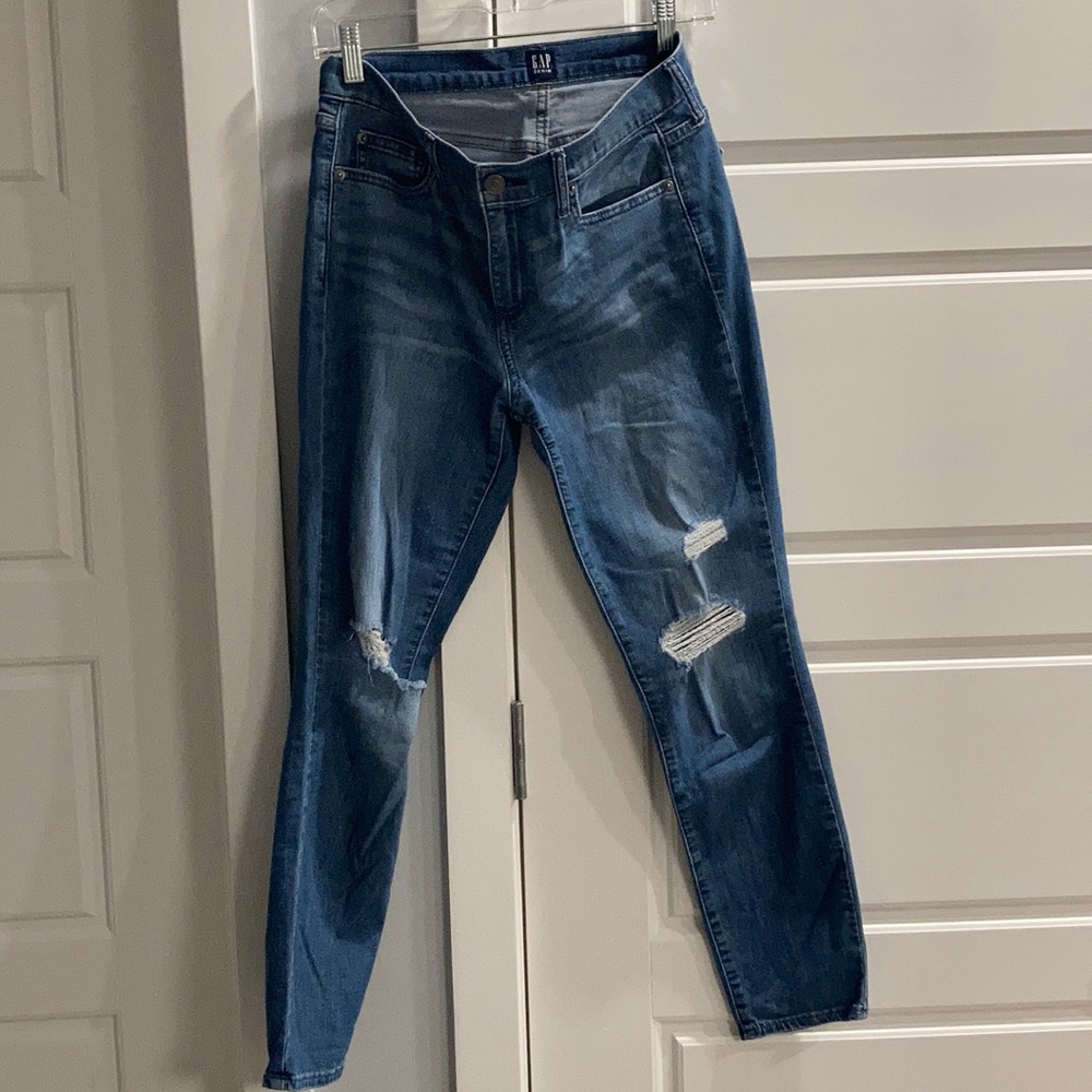 Gap True Skinny Jeans Size 27